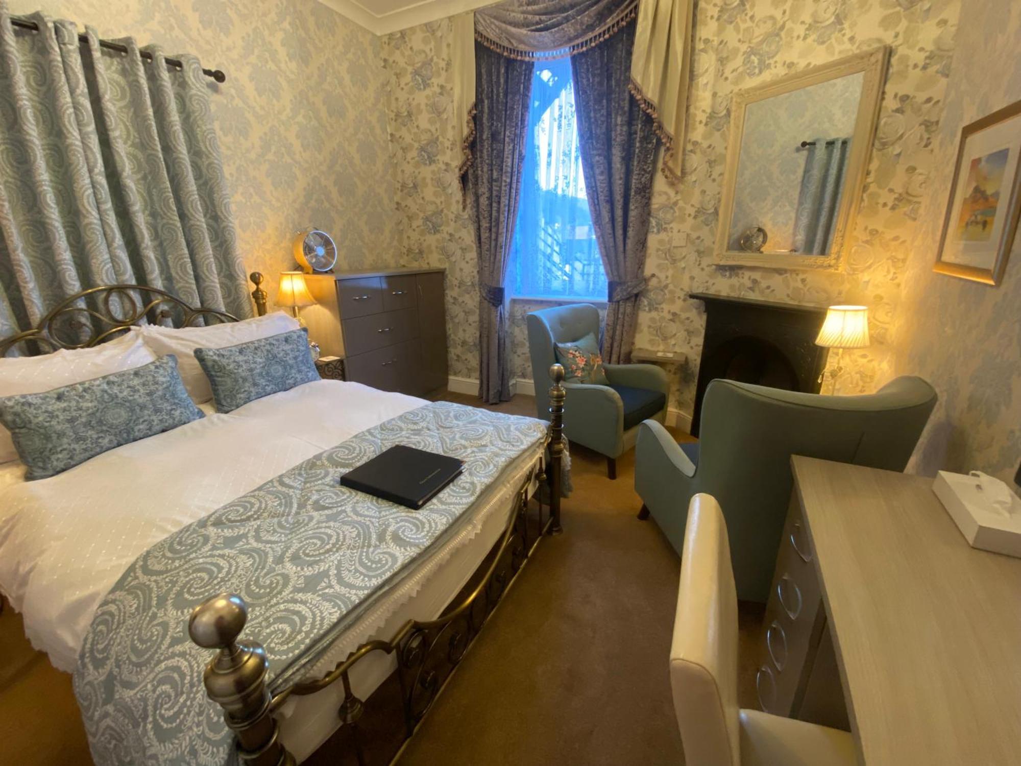 Stratford House Exclusively For Adults Llandudno Exterior foto