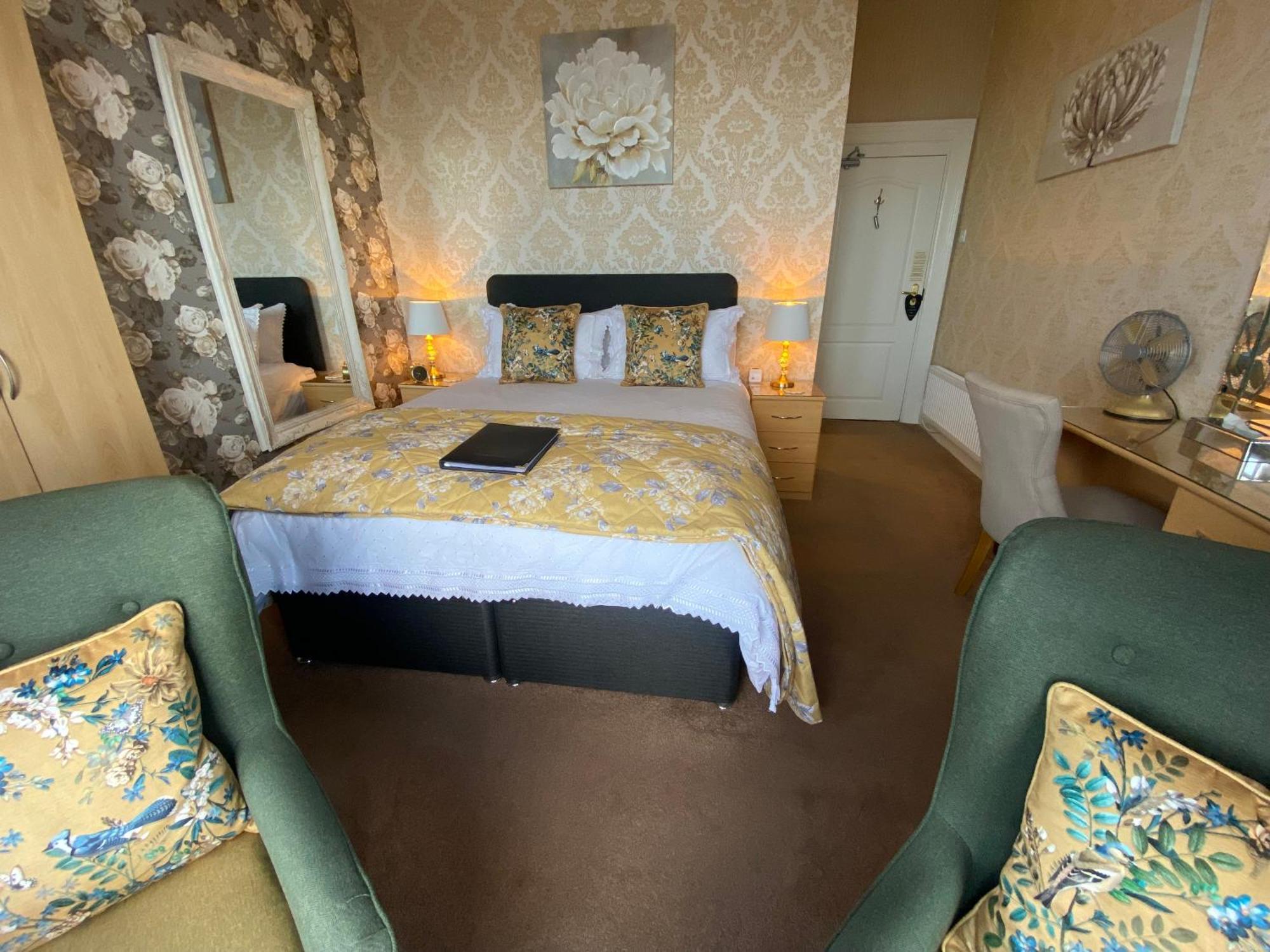 Stratford House Exclusively For Adults Llandudno Exterior foto